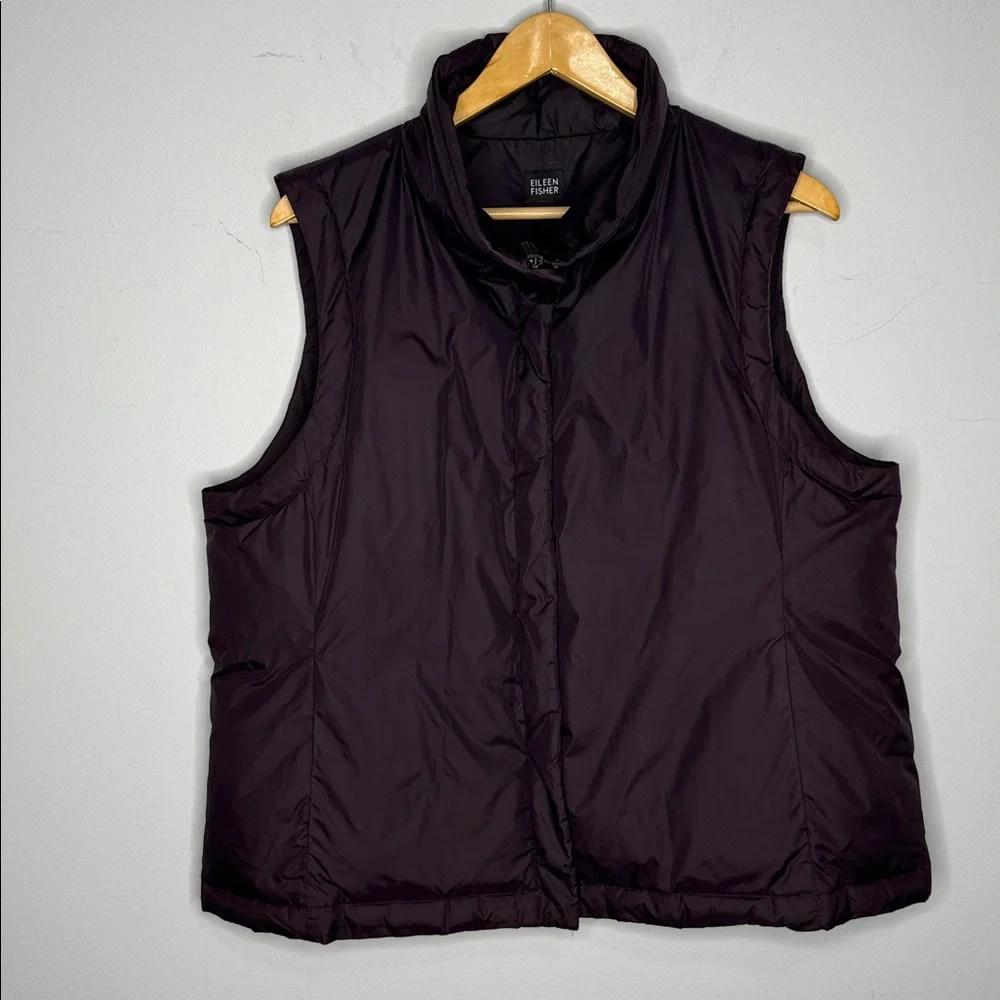 Eileen Fisher Down Nylon Full Zip Puffer Vest XL Eggplant - Picture 6 of 8